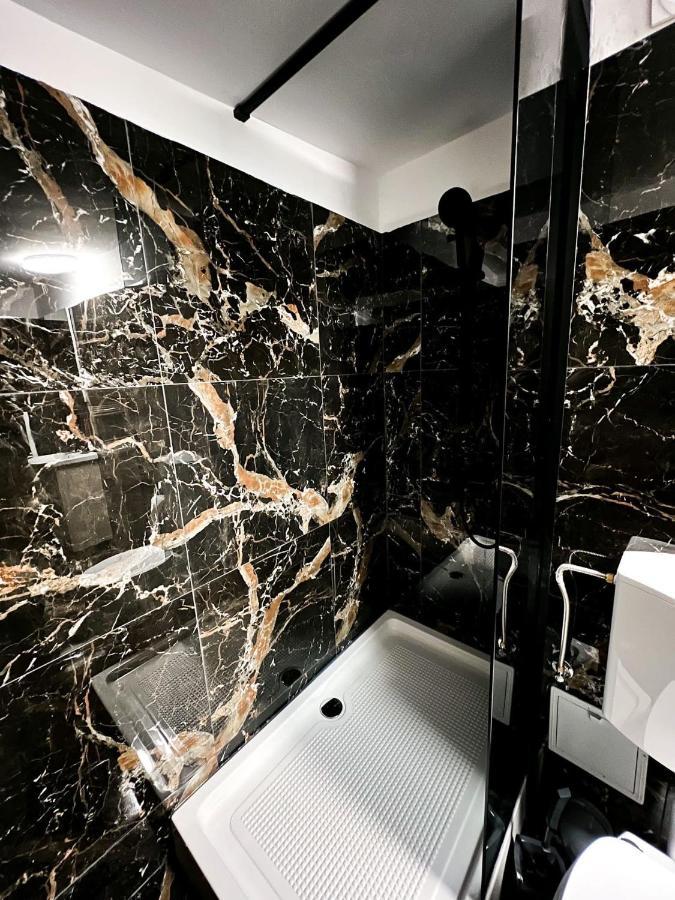 Luxor - Jacuzzi&Cozy Apartments Σίμπιου Εξωτερικό φωτογραφία