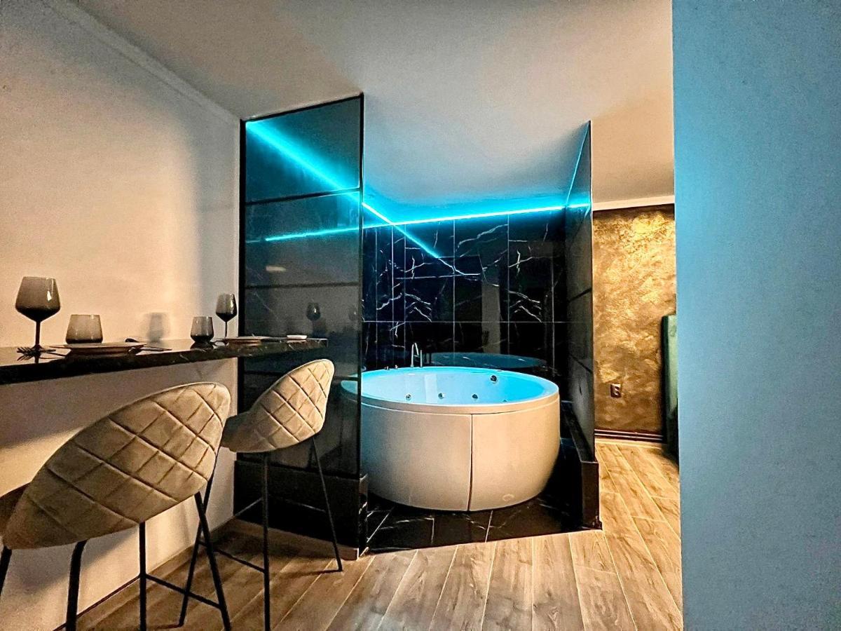 Luxor - Jacuzzi&Cozy Apartments Σίμπιου Εξωτερικό φωτογραφία
